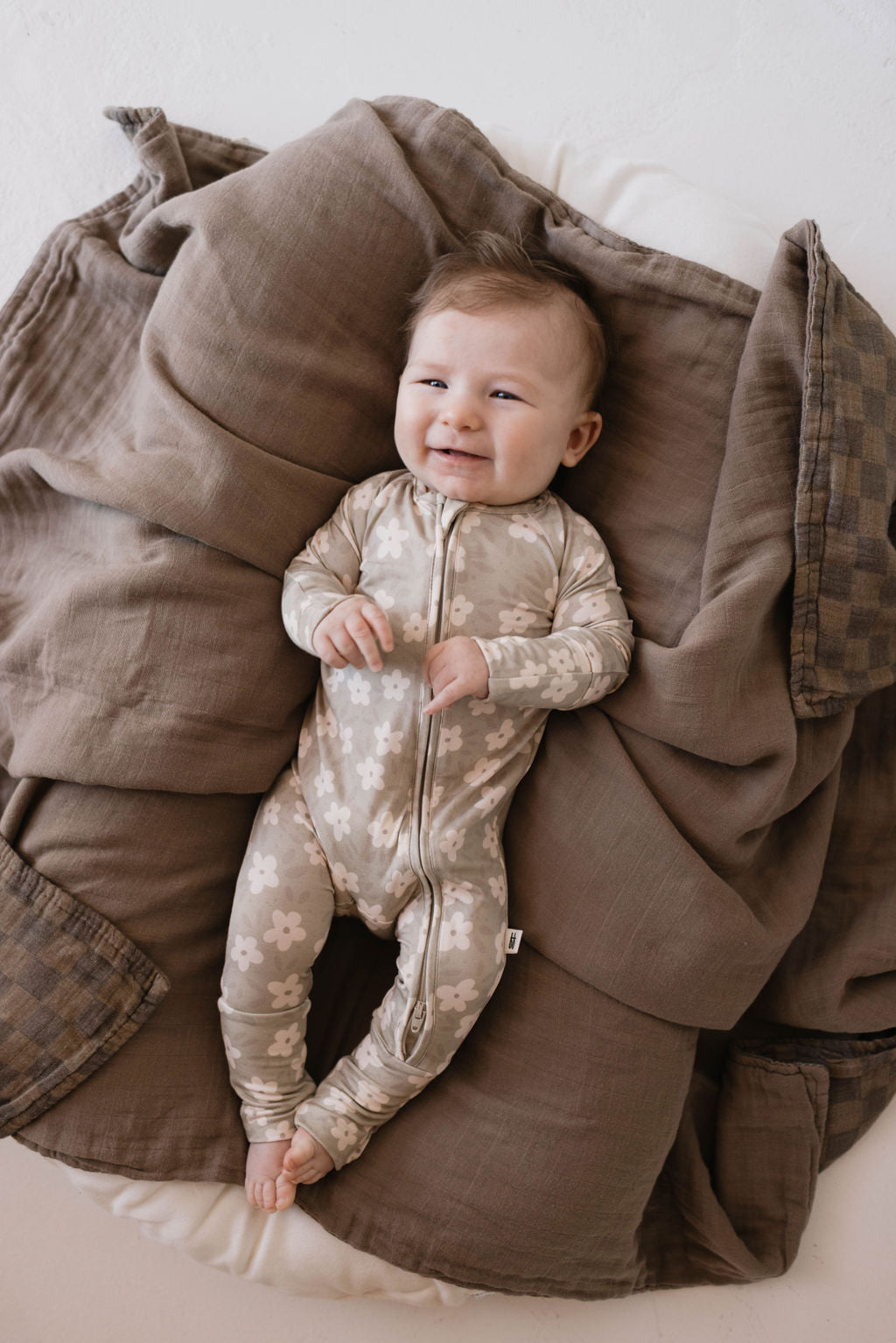 Soft Bamboo Zip Pajamas for Women - French Gray Floral Print Sleepwear | Cozy Lounge & Sleepwear for Relaxing Evenings