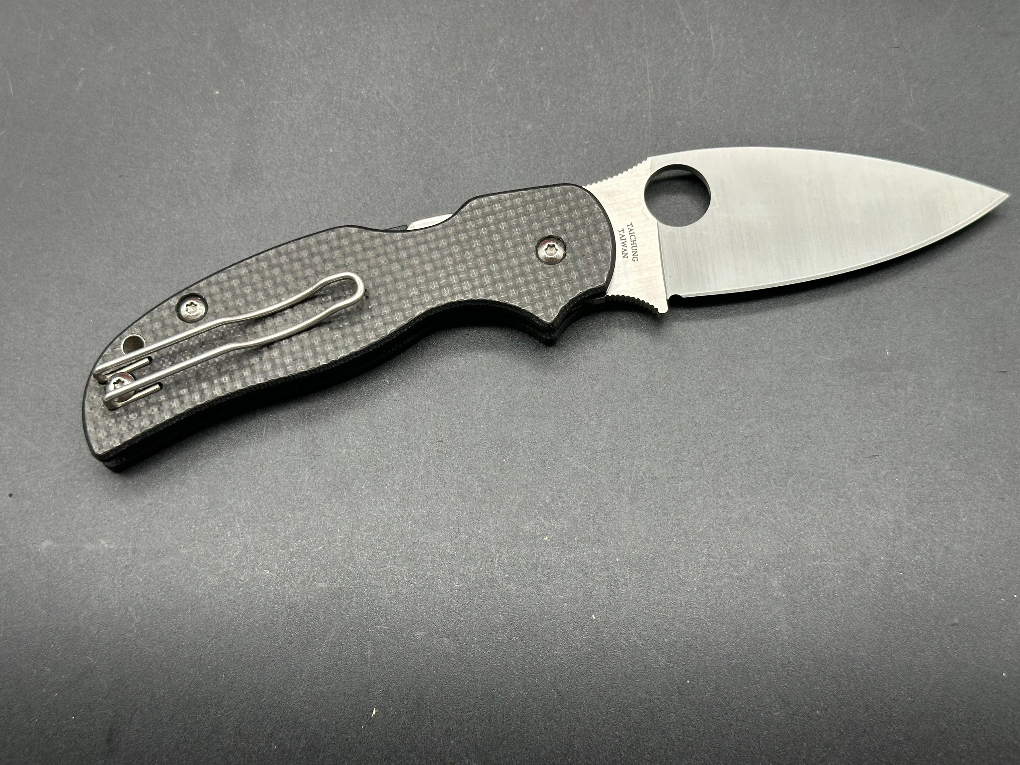 Spyderco Sage 5 Folding Knife - CPM S30V Blade, Peel Ply CF & G10 Handle - EDC, Outdoor, Camping, Survival Gear