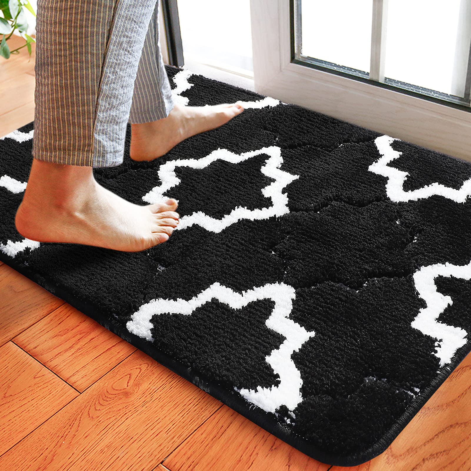 Delxo 20x32 Non-Slip Absorbent Front Door Mat - Low Profile Pet-Friendly Indoor Entryway Rug, Soft & Durable Machine Washable Floor Mat for Home (Black) - Perfect for High-Traffic Areas & Pet Owners