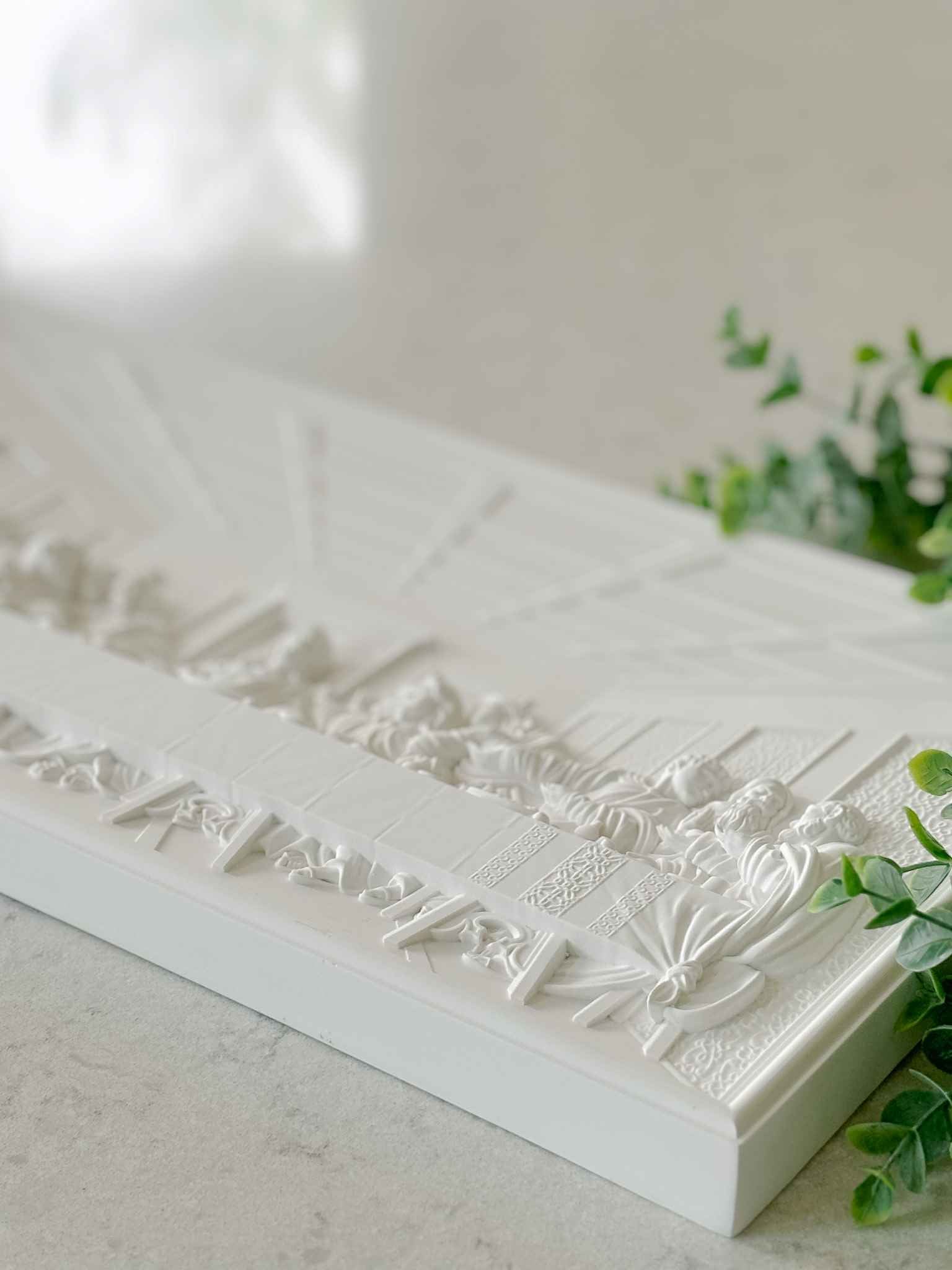 The Last Supper Wall Plaque - White Religious Home Decor for Christian Gifts & Church Interiors