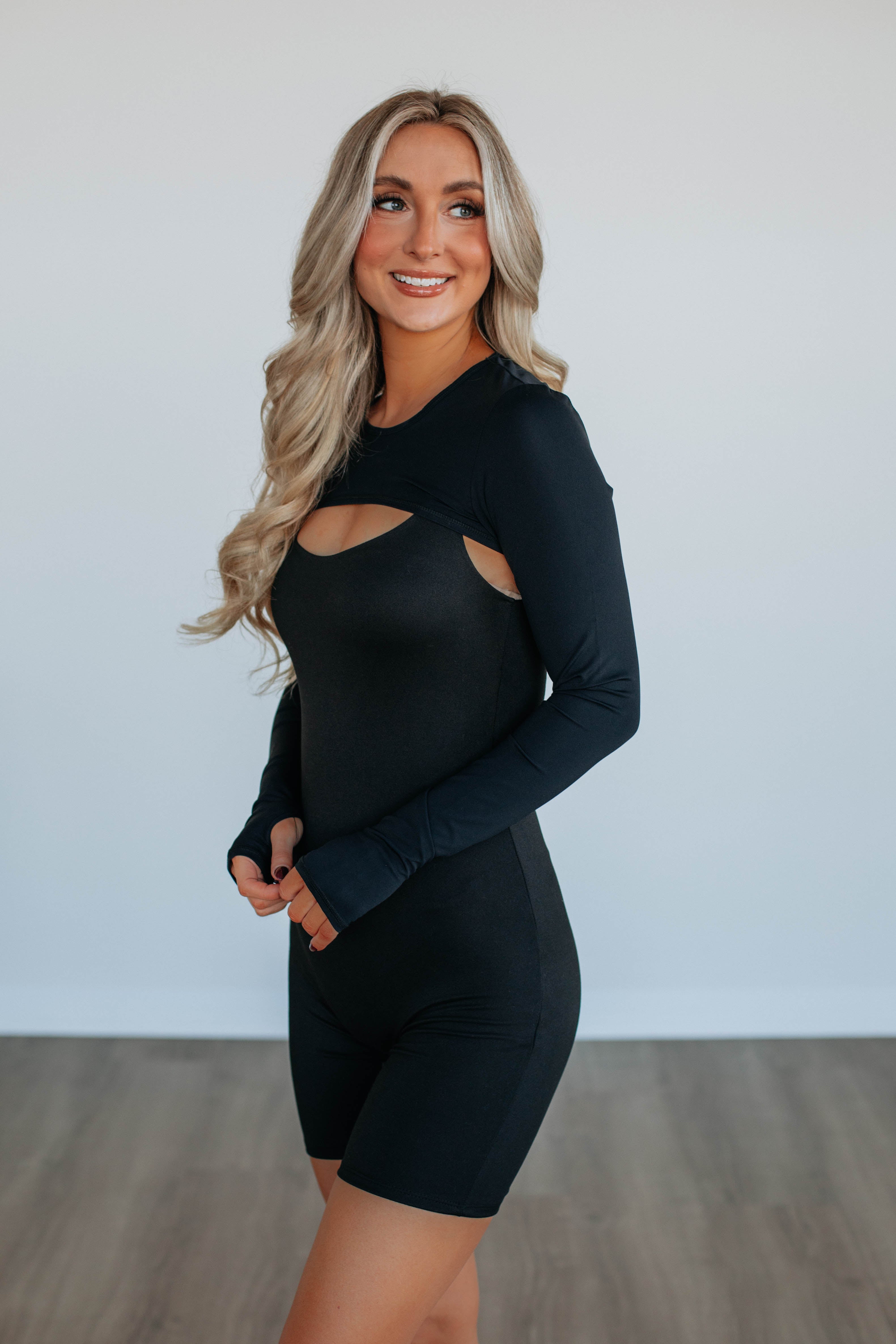 Even The Score Shrug - Black Women's Fashionable Shoulder Wrap for Evening Parties & Date Nights