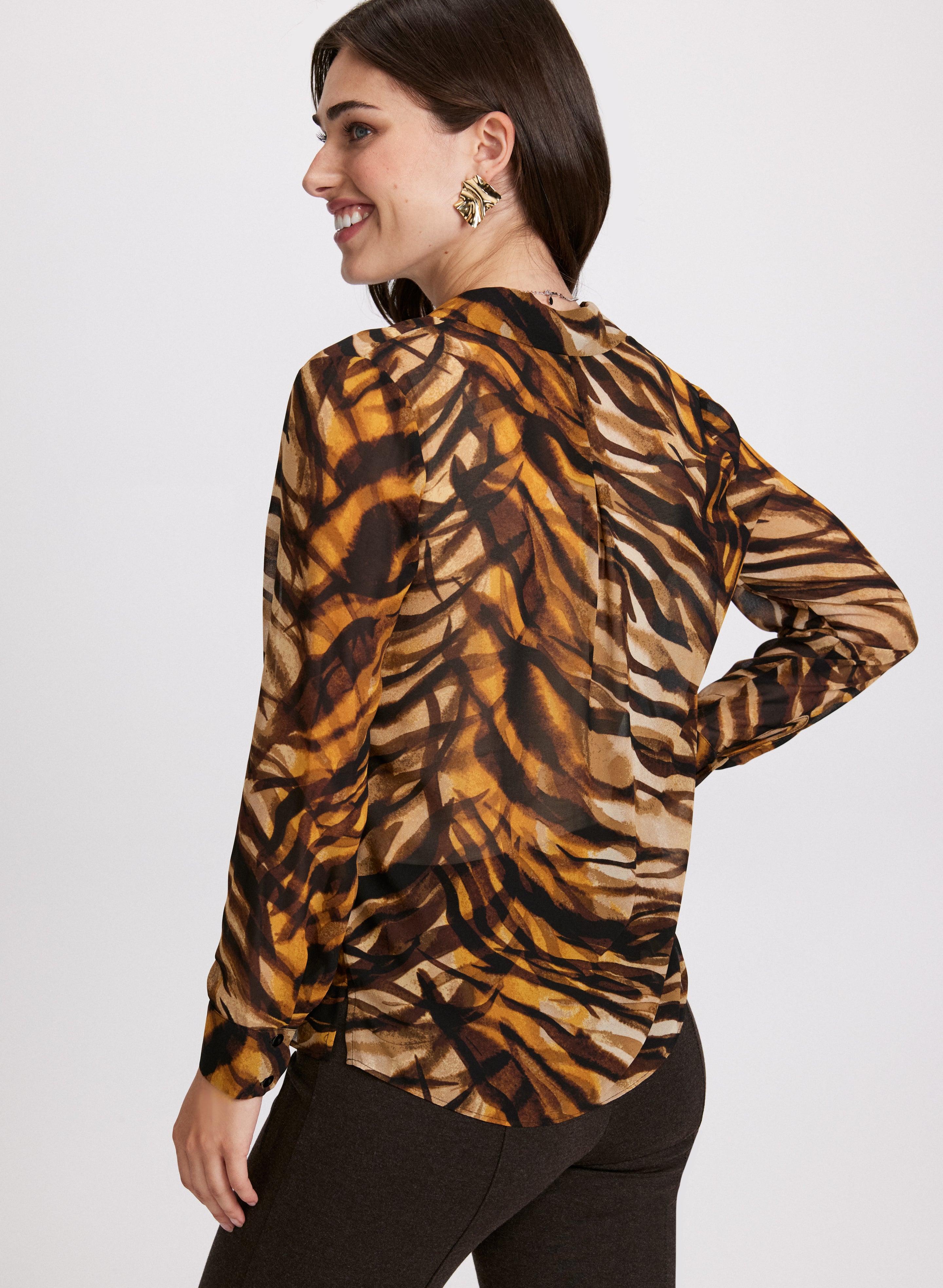 Animal Print Button Down Blouse for Women - Stylish Casual & Office Wear - Trendy Leopard Print Shirt for Work, Party & Everyday Outfits