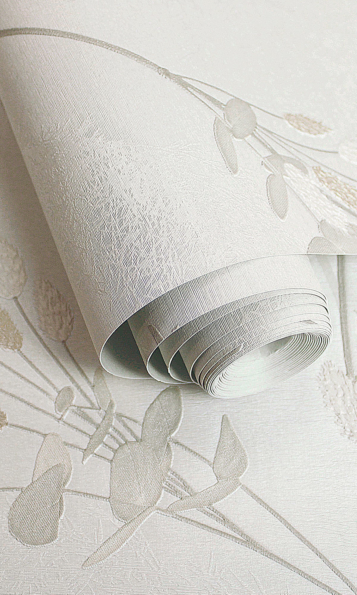 Bunny Tails & Pampas Grass Print Wallpaper R9521 - Cream Floral Wall Covering for Bedroom, Living Room & Nursery Decor