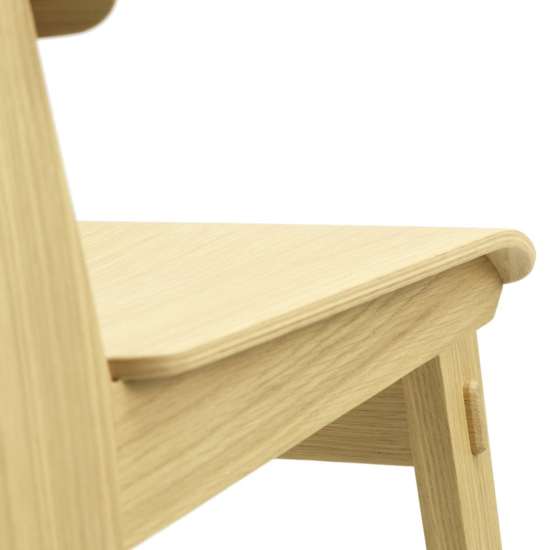 Solid Wood Chaise Lounge - Handcrafted Wooden Outdoor Lounge Chair for Patio, Garden, and Poolside Relaxation