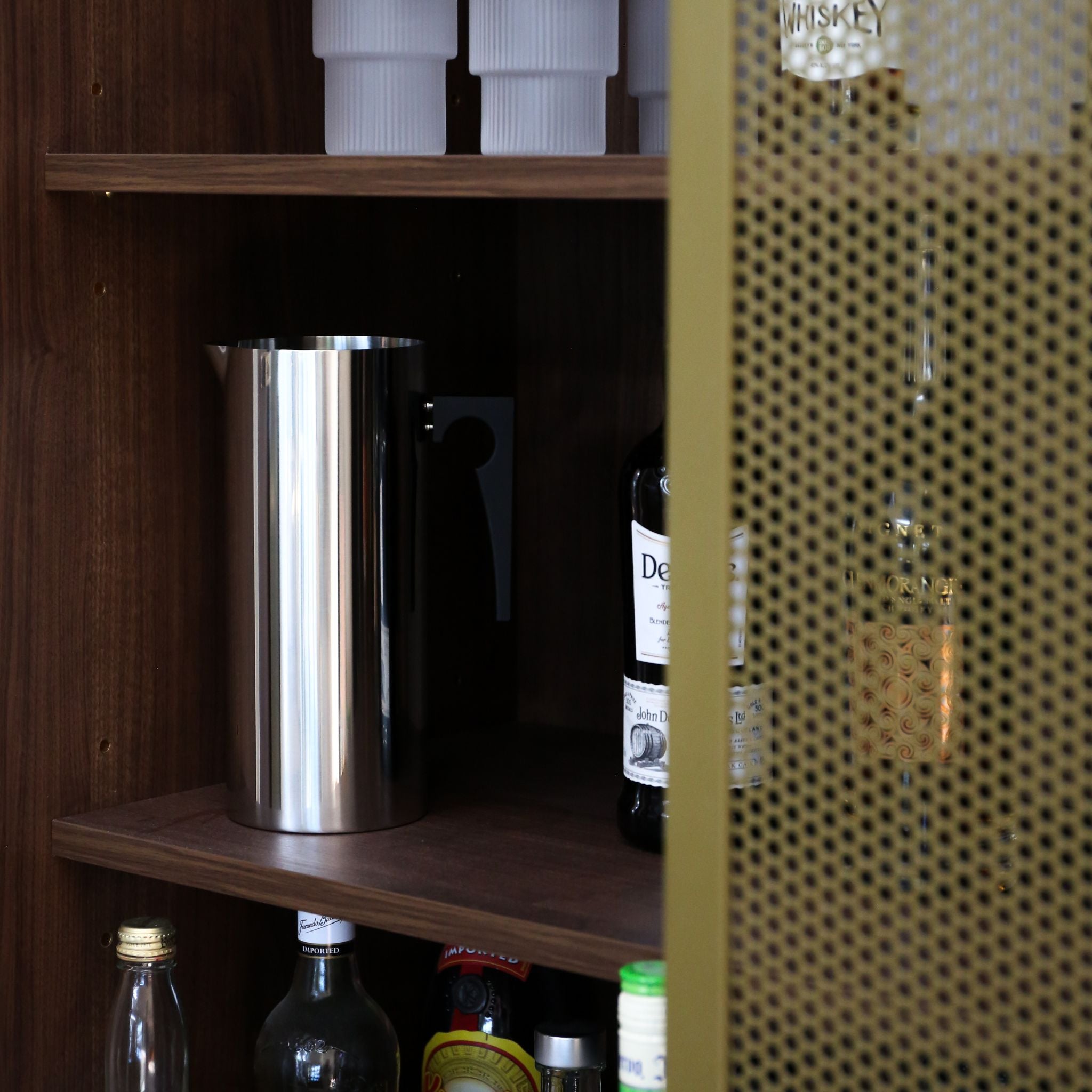 STELTON ARNE JACOBSEN Stainless Steel Water Jug with Ice Lip - 2L Modern Pitcher for Iced Tea, Lemonade & Cocktails - Elegant Kitchen & Dining Table Accessory