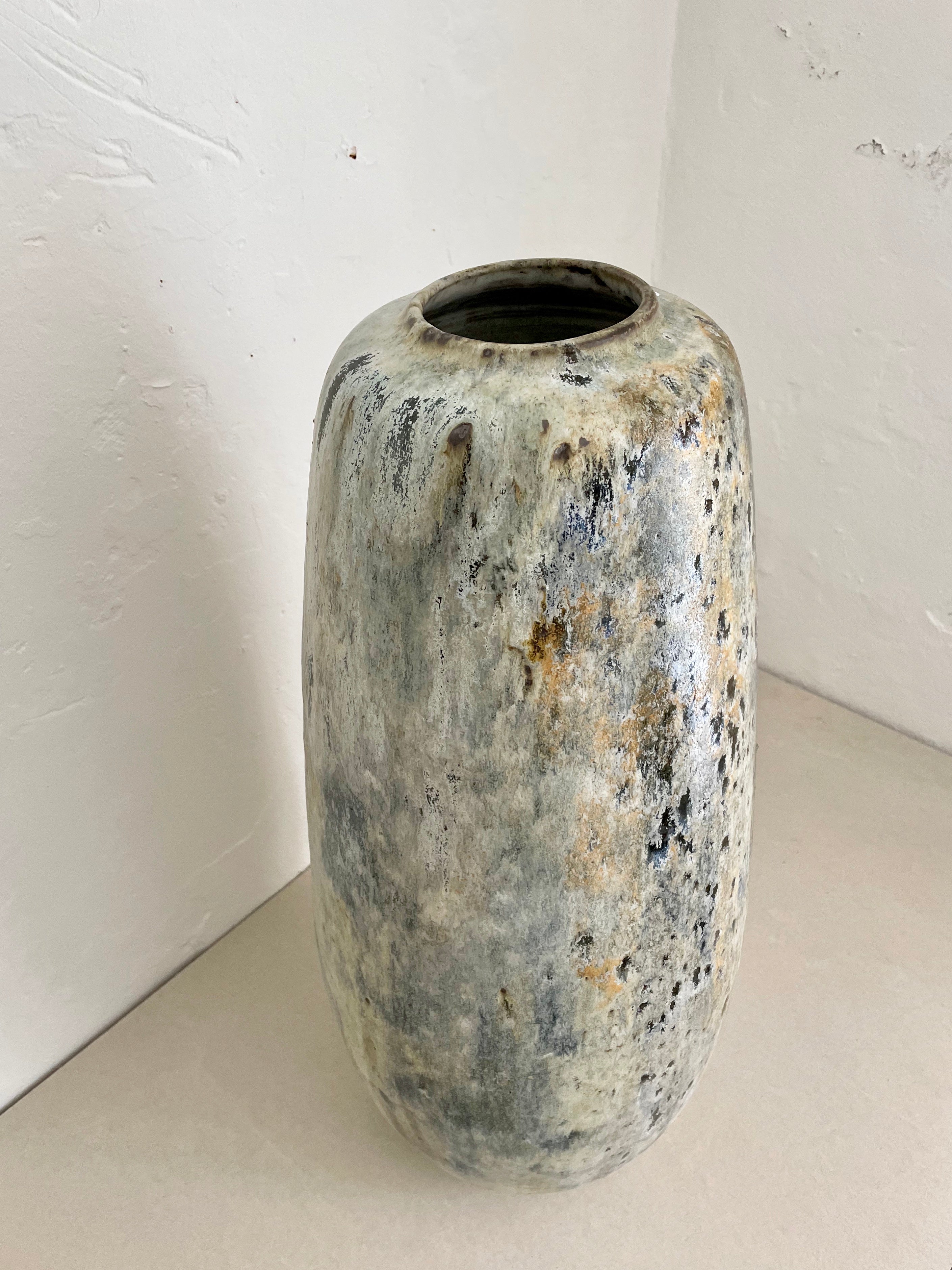 Aage Würtz Handmade Ceramic Vase - Elegant Home Decor for Living Room, Dining Table & Wedding Centerpieces - Store Pickup Only