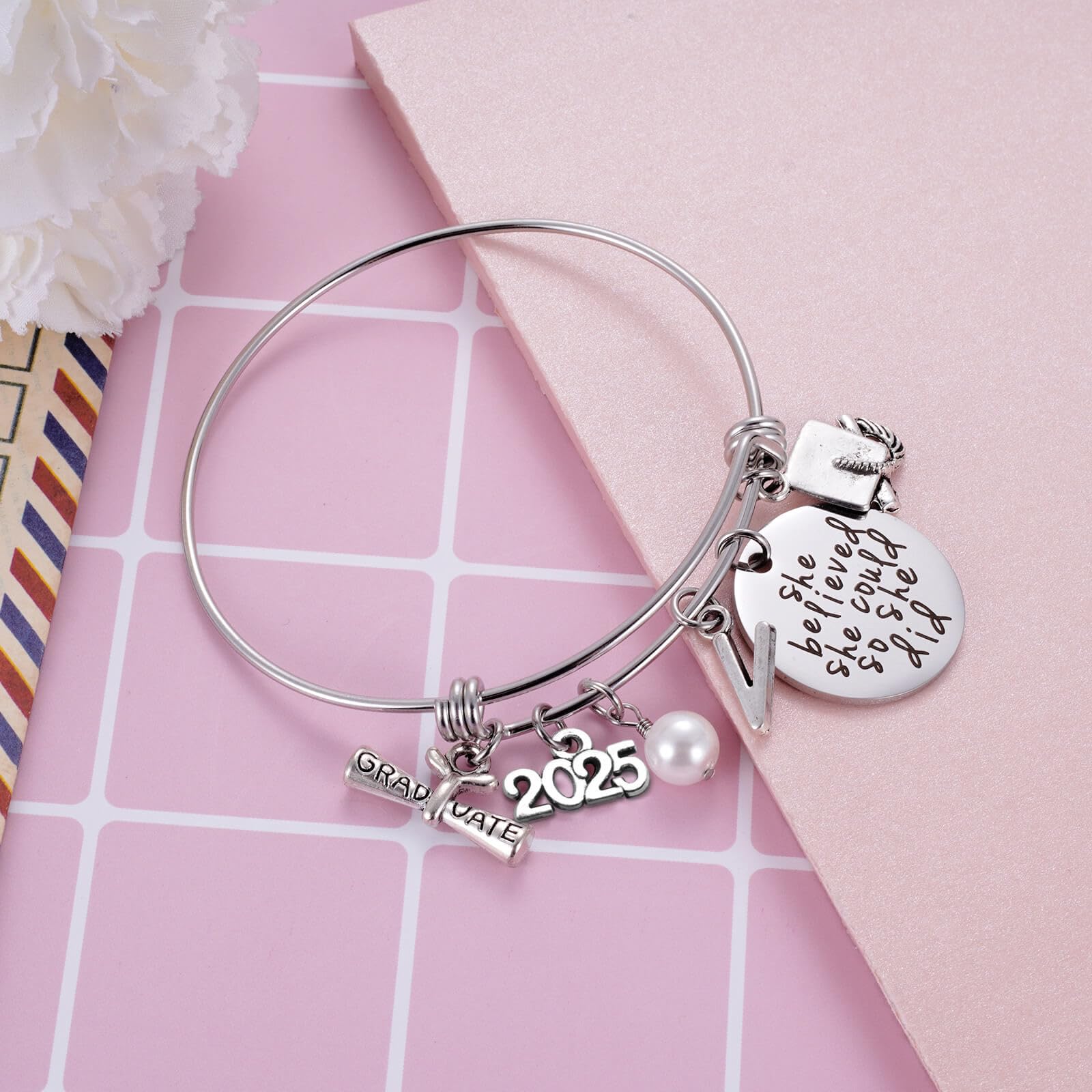 Ukodnus Class of 2025 Graduation Bracelet - Personalized 26 Initial Charm Bracelet for High School & College Seniors - Inspirational Gift for Her - Perfect for Graduation Ceremonies & Senior Year Celebrations