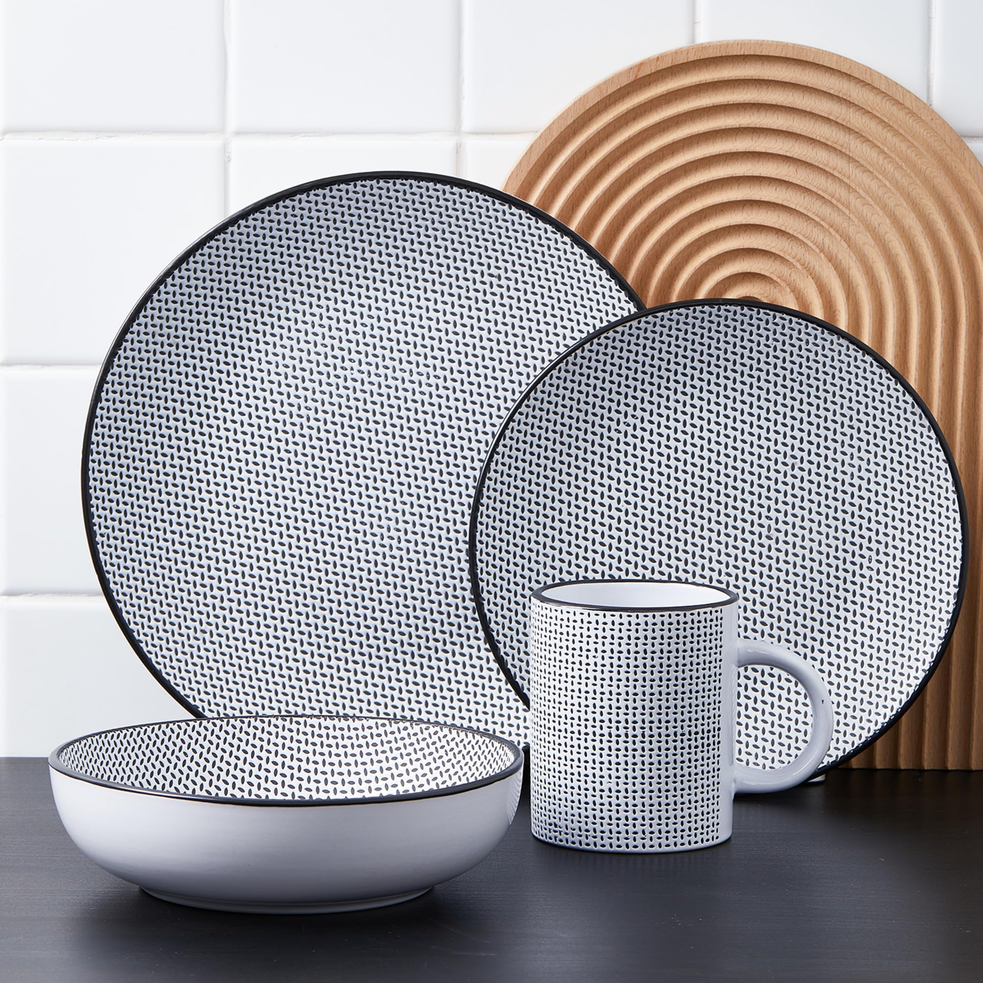 Stone Lain Daisy Stoneware 32-Piece Round Dinnerware Set - White and Black Floral Design for Everyday Dining & Entertaining | Durable Porcelain Plates, Bowls & Mugs | Dishwasher & Microwave Safe