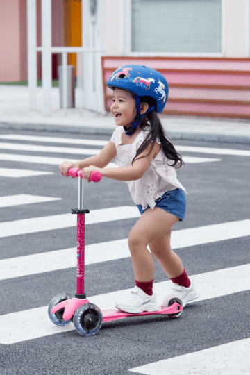 Micro Kickboard Micro Mini DELUXE LED Scooter for Kids - Light Up Wheels, Adjustable Handlebar, Ages 2-5 | Perfect for Outdoor Play, Neighborhood Rides & Backyard Fun