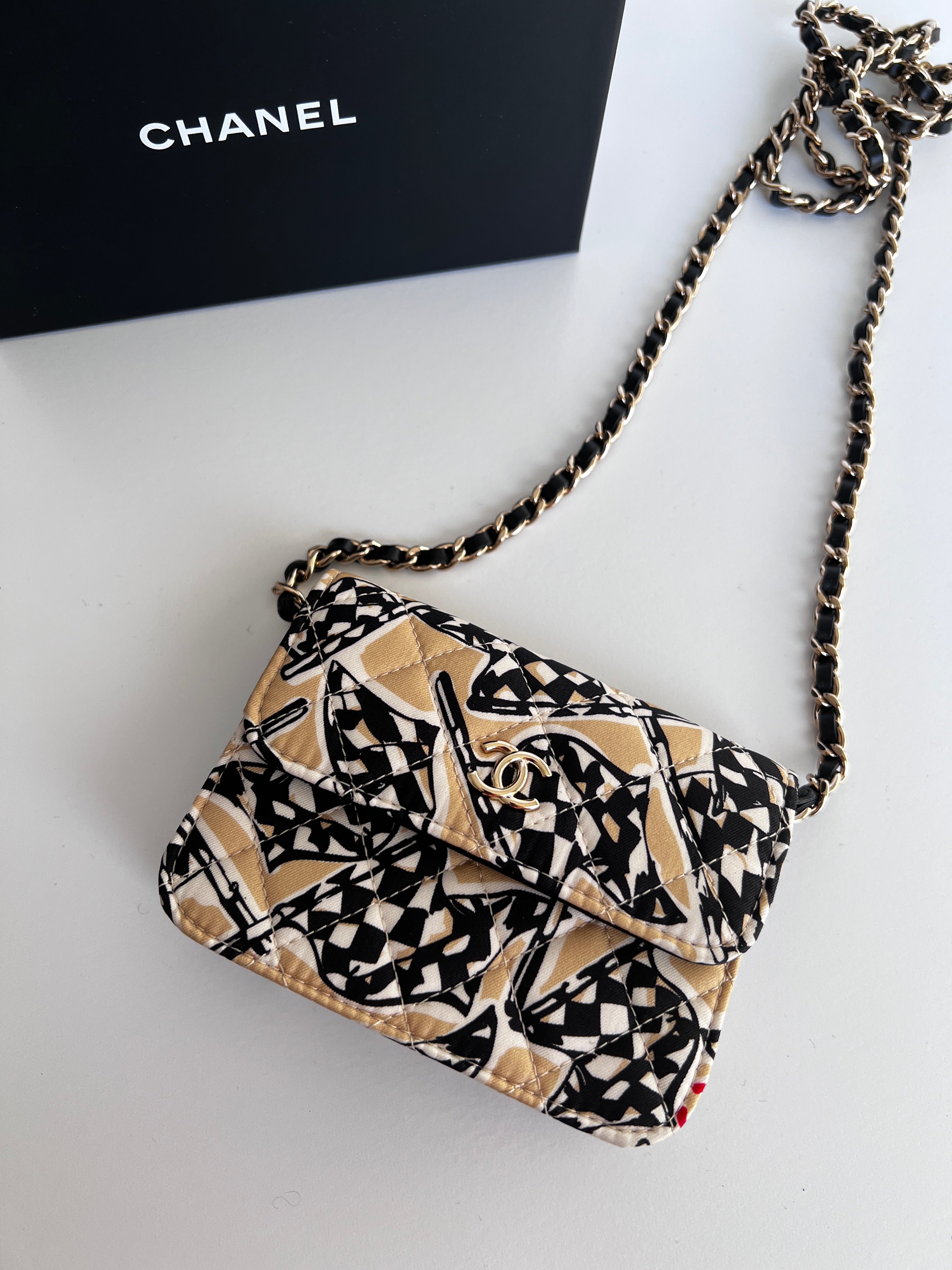 Chanel Earend Checkered Flag Print Mini Chain Shoulder Bag 2022 - Beige, Black & Gold | Luxury Crossbody Purse for Women, Perfect for Parties, Date Nights & Special Occasions