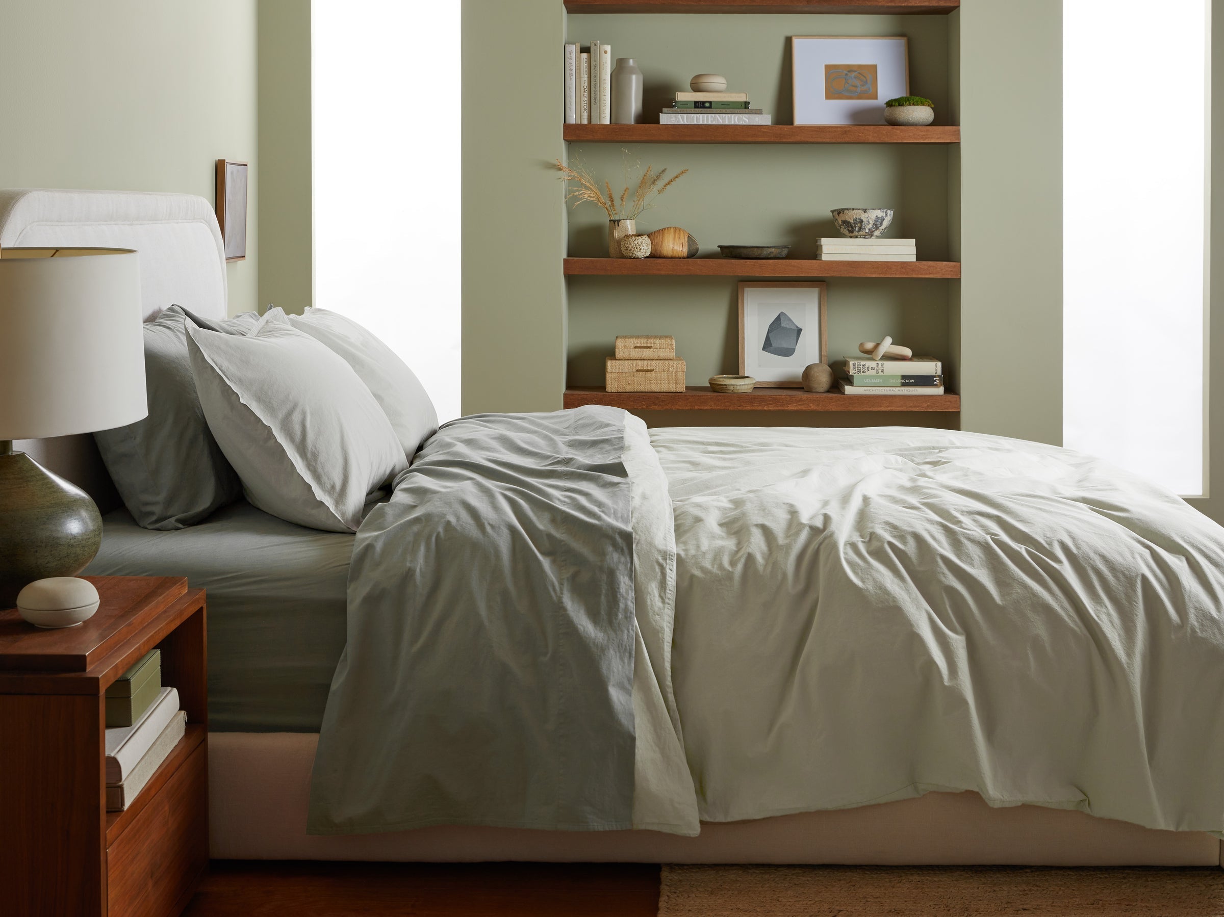 Premium Percale Sham Set in Moss Green - Soft & Breathable Cotton Pillow Covers for Bedroom Decor - Perfect for Guest Rooms, Hotels & Cozy Home Styling