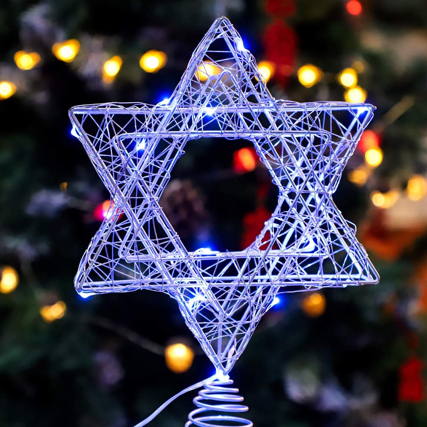 7-Inch Star of David Christmas Tree Topper - Hexagram Metal Ornament with 20 Blue LED Lights, Battery Powered with Timer - Perfect for Xmas Tree, Hanukkah, New Year & Holiday Decorations - Ideal Gift for Jewish Families & Festive Home Decor
