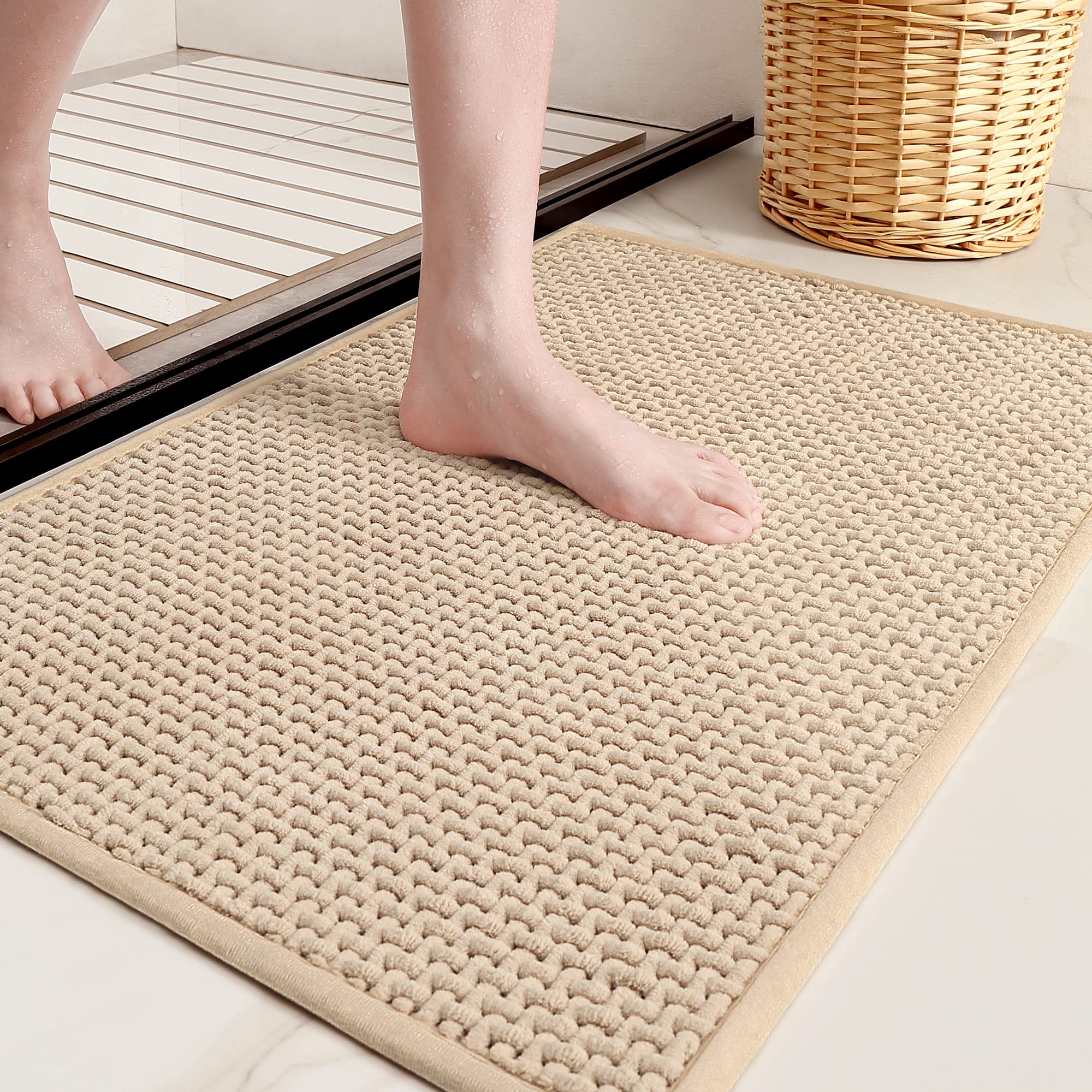 Non-Slip Chenille Bath Mat 40x60cm - Ultra Absorbent Soft Bathroom Rug, Washable Shower Mat for Bathroom, Toilet & Bathtub - Perfect for Wet Floors & Safe Exit (Beige)