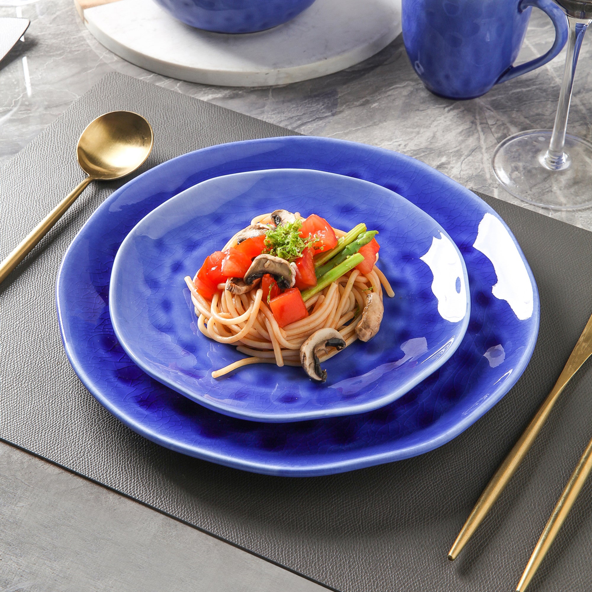 Constance Porcelain Dinnerware Set - Elegant Blue 16-Piece Dinnerware Set for Formal Dining, Entertaining & Special Occasions