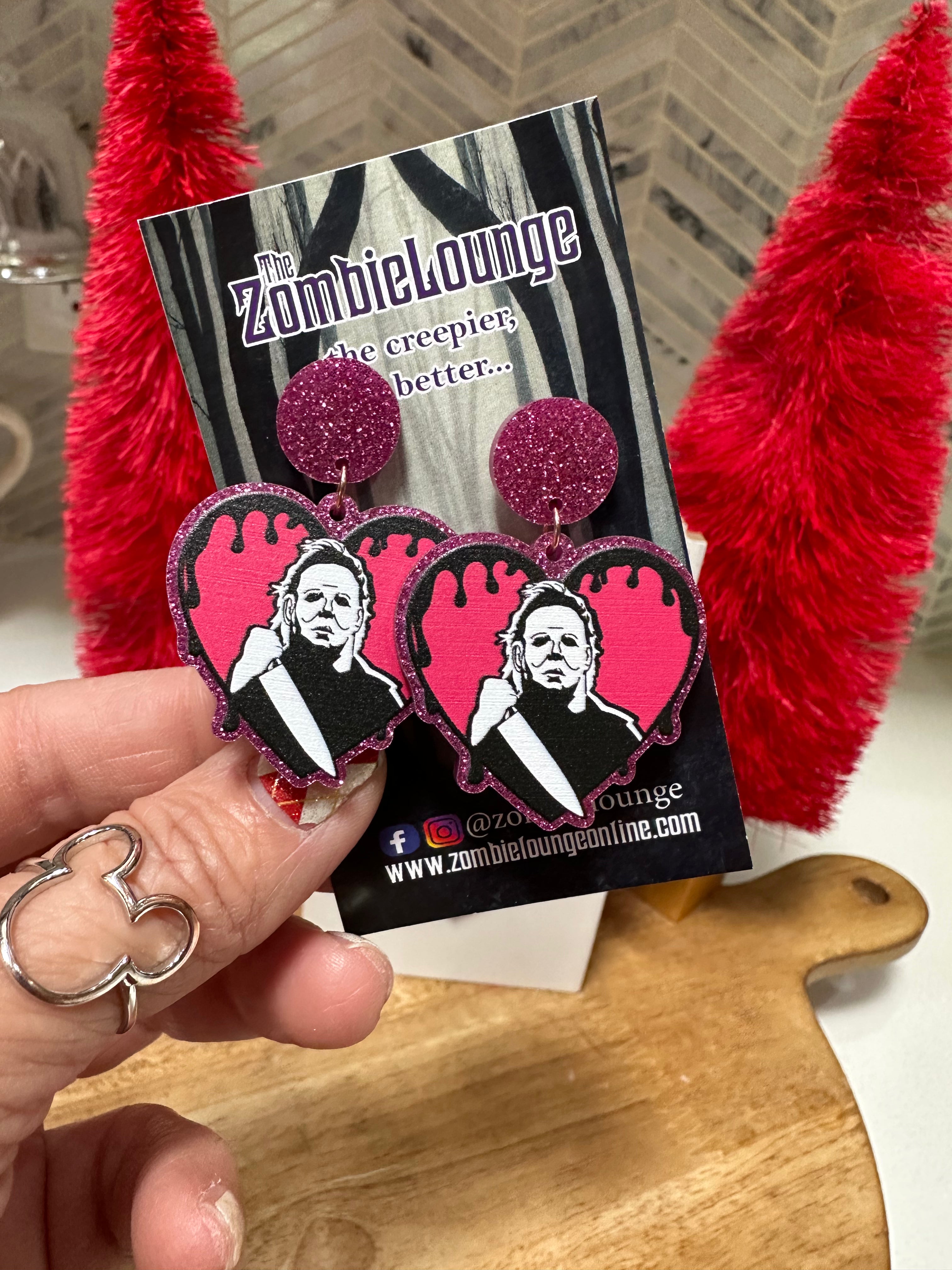 Valentine's Day Horror Slasher Earrings - Unique Gothic Jewelry for Halloween, Cosplay & Alternative Fashion
