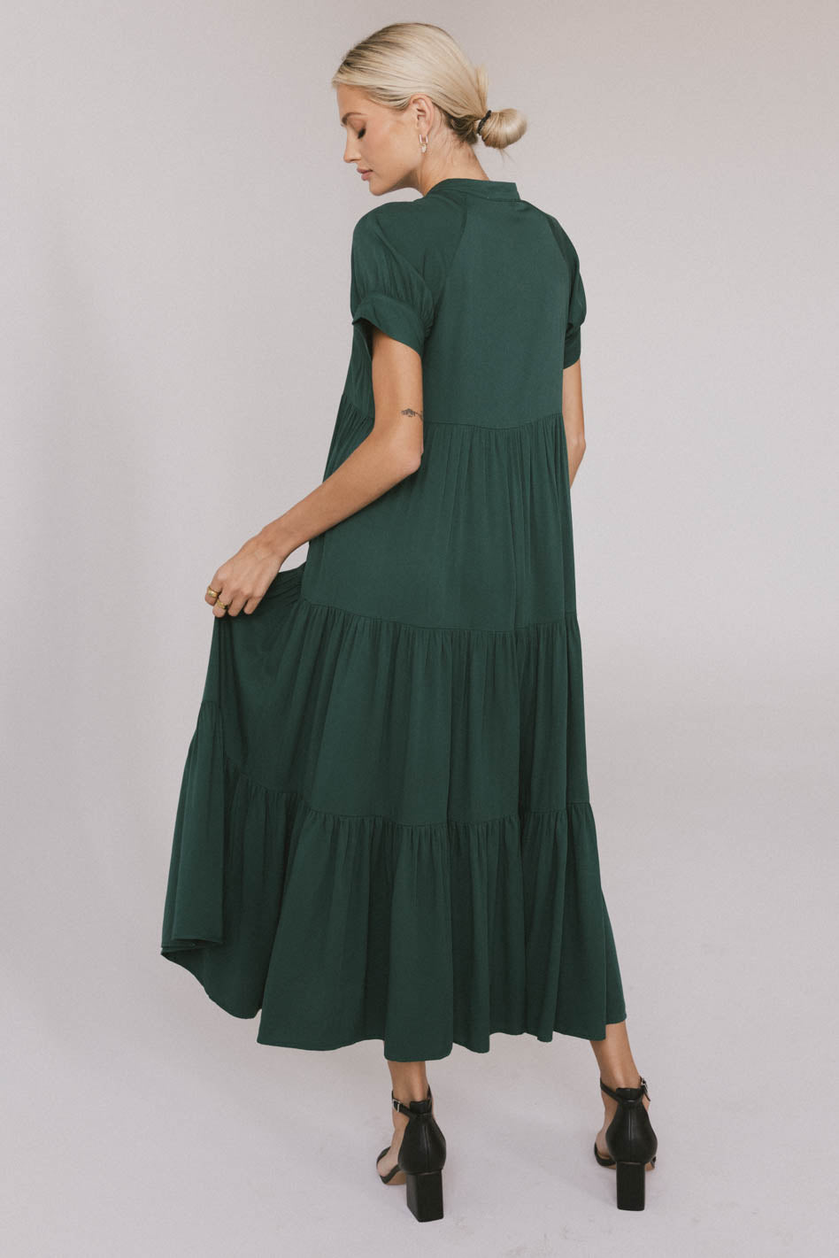 Amanda Women's Elegant Tiered Maxi Dress in Emerald Green - Perfect for Weddings, Parties & Special Occasions