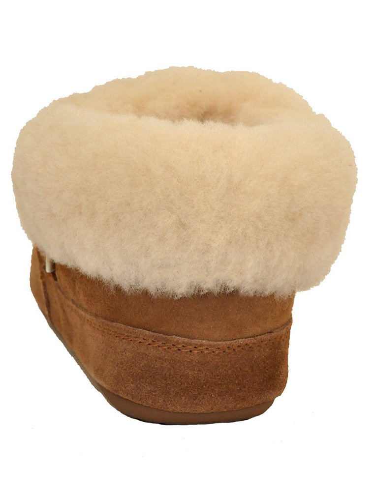 Cozy Women's Cabin Slippers - Soft Fleece Indoor/Outdoor House Shoes for Winter Comfort - Perfect for Lounging, Relaxing & Home Wear