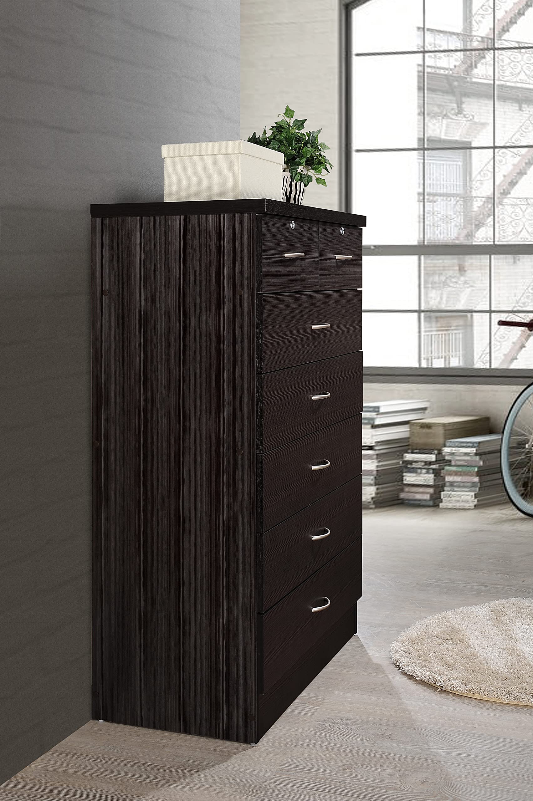 HODEDAH 7-Drawer Wooden Dresser for Bedroom - 31.5 Inch Wide Chest of Drawers with Locking Top Drawers - Chocolate Brown Storage Organizer for Clothes, Linens & Accessories - Perfect for Bedroom, Nursery or Closet Organization