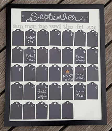Fiskars Standard Tag Maker with Built-in Eyelet Setter - White | DIY Crafting, Labeling & Organization Tool for Home, Office & Retail Use