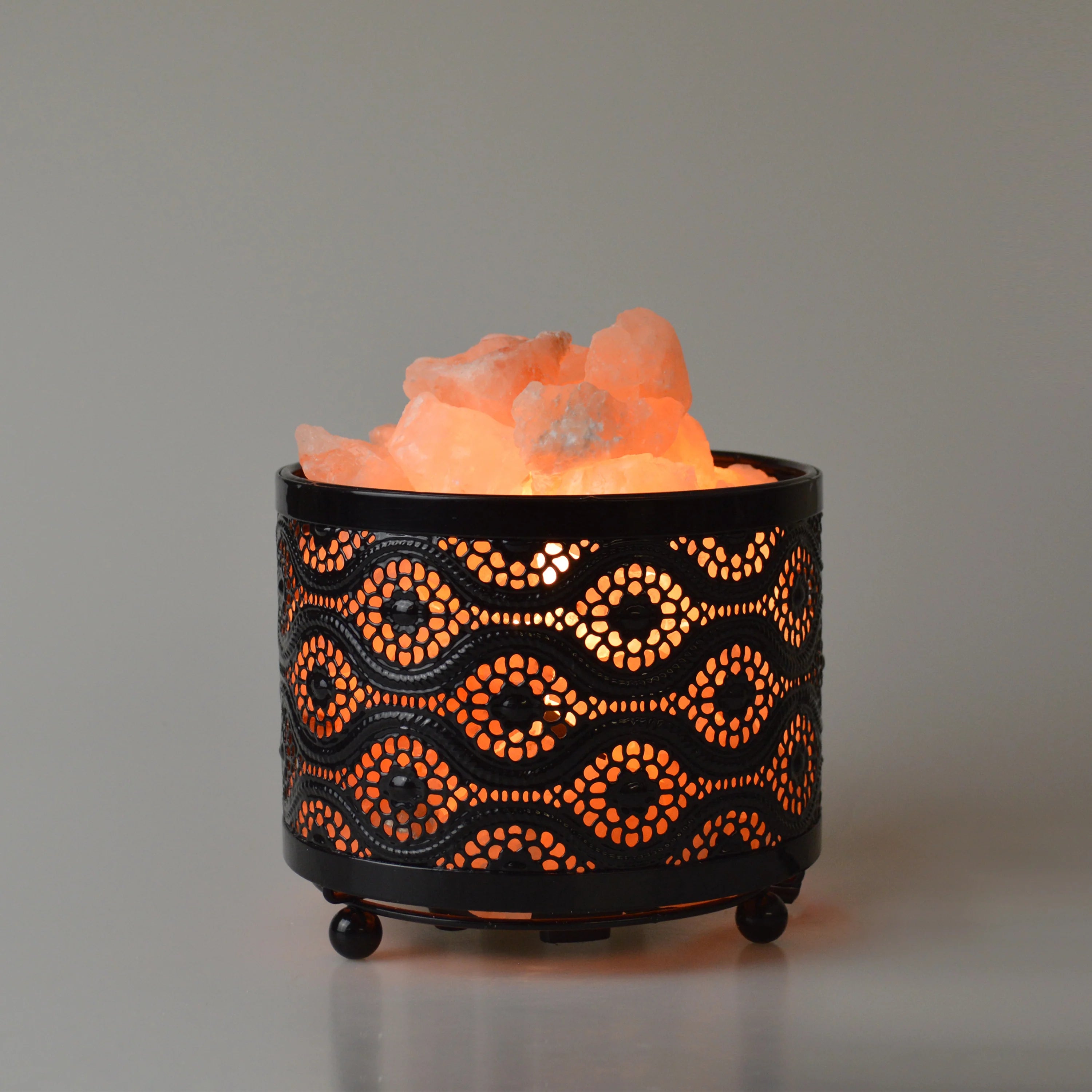 Himalayan Salt Lamp with Moroccan Design - Natural Air Purifier & Relaxing Night Light for Bedroom, Yoga, Meditation & Home Decor