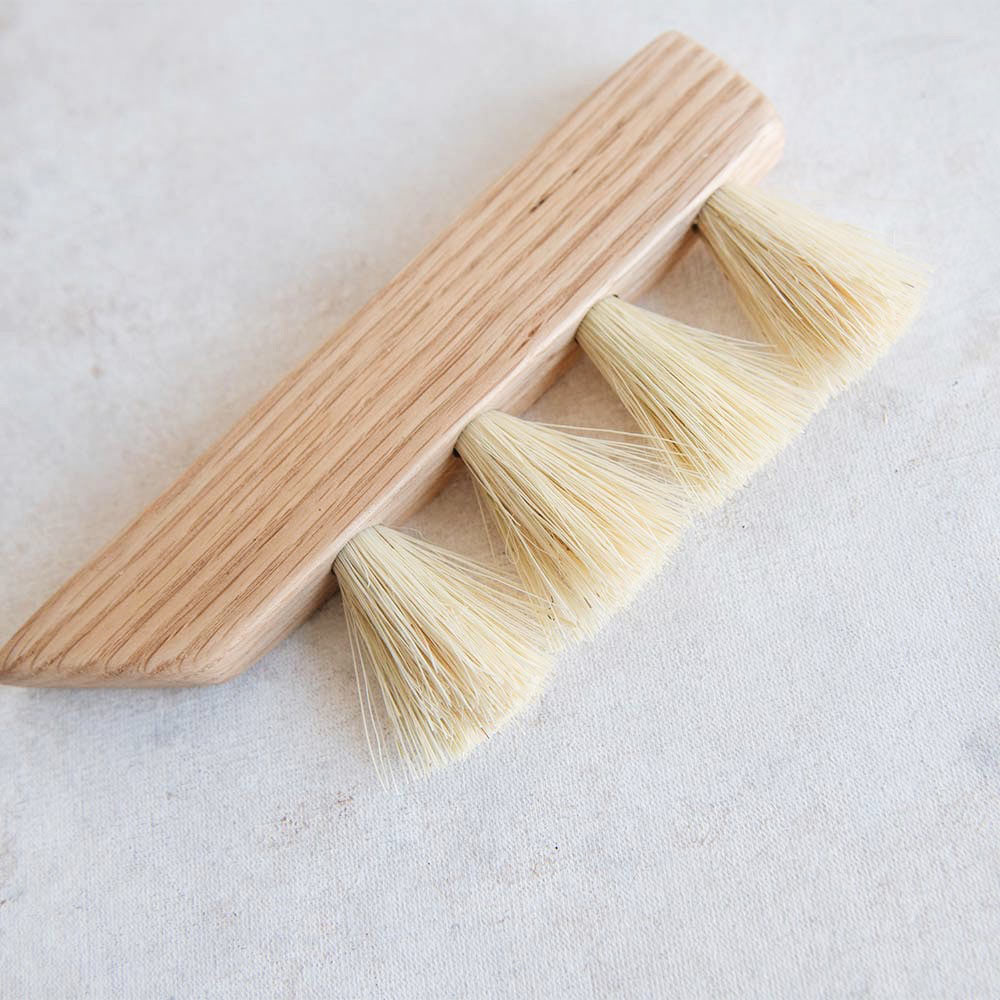 Premium Medium Wooden Counter Brush No. MT0949 - Natural Wood Handle for Kitchen, Bar & Restaurant Cleaning - Perfect for Countertops, Tables & Hard Surfaces