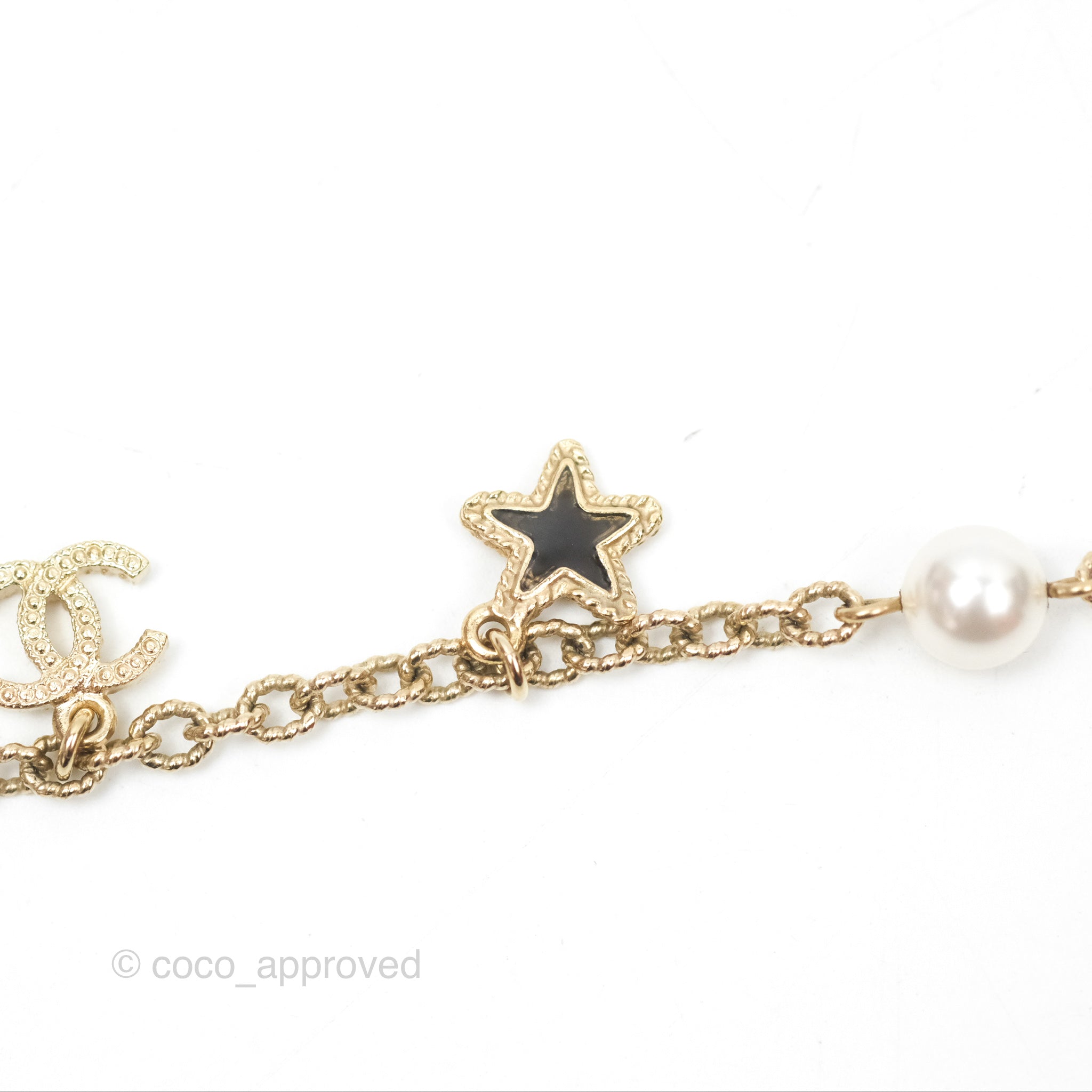 Chanel CC Pearl Star Black Pendant Bracelet in Gold Tone - Elegant 20S Fashion Jewelry for Women, Perfect for Parties, Weddings & Special Occasions