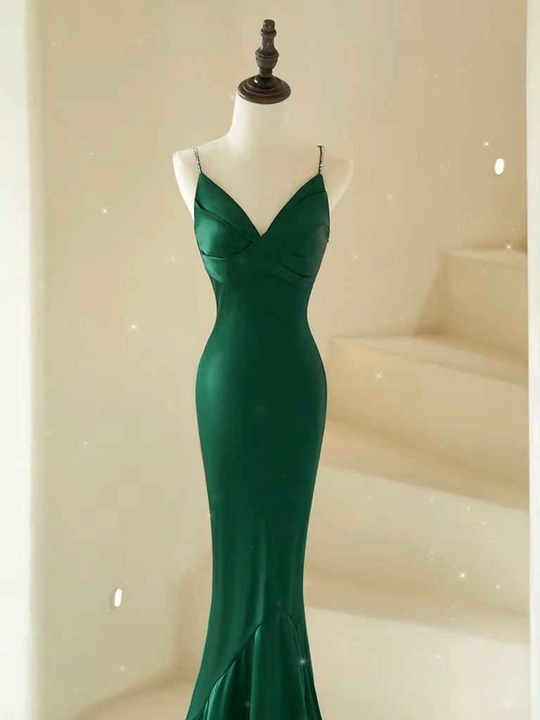 Elegant Mermaid V-Neck Satin Green Long Prom Dress | Formal Evening Gown for Women | Perfect for Homecoming, Ball, Wedding & Special Occasions