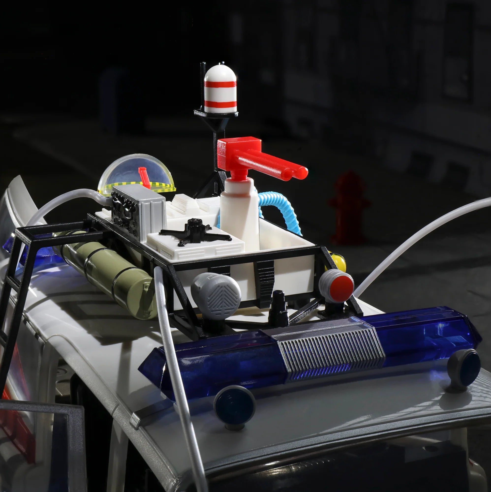 Hasbro Ghostbusters Plasma Series Ecto-1 (1984) Die-Cast Vehicle - Collectible Movie Replica Toy for Fans | Perfect for Display, Play & Nostalgic Gift Giving