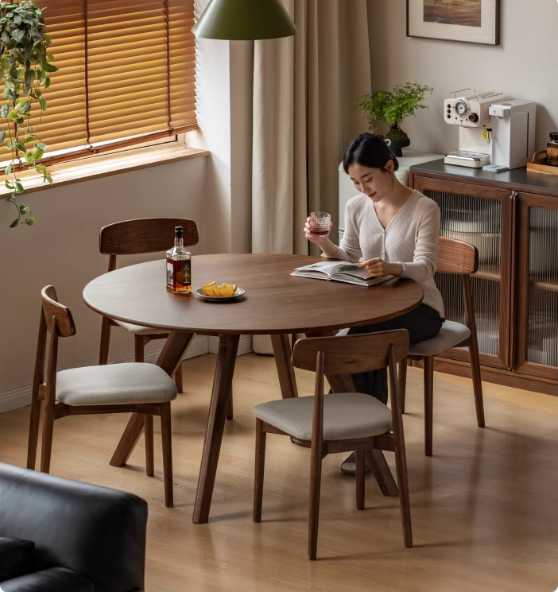 Premium Black Walnut Solid Wood Round Dining Table - Vintage Farmhouse Style for Dining Room, Kitchen, and Entertaining Areas
