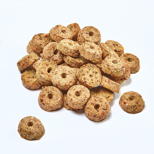 Kaytee Timothy Biscuits Baked Apple Treat for Rabbits & Small Pets - Healthy Natural Snack for Guinea Pigs, Chinchillas & Hamsters - Perfect for Training Rewards & Bonding Time