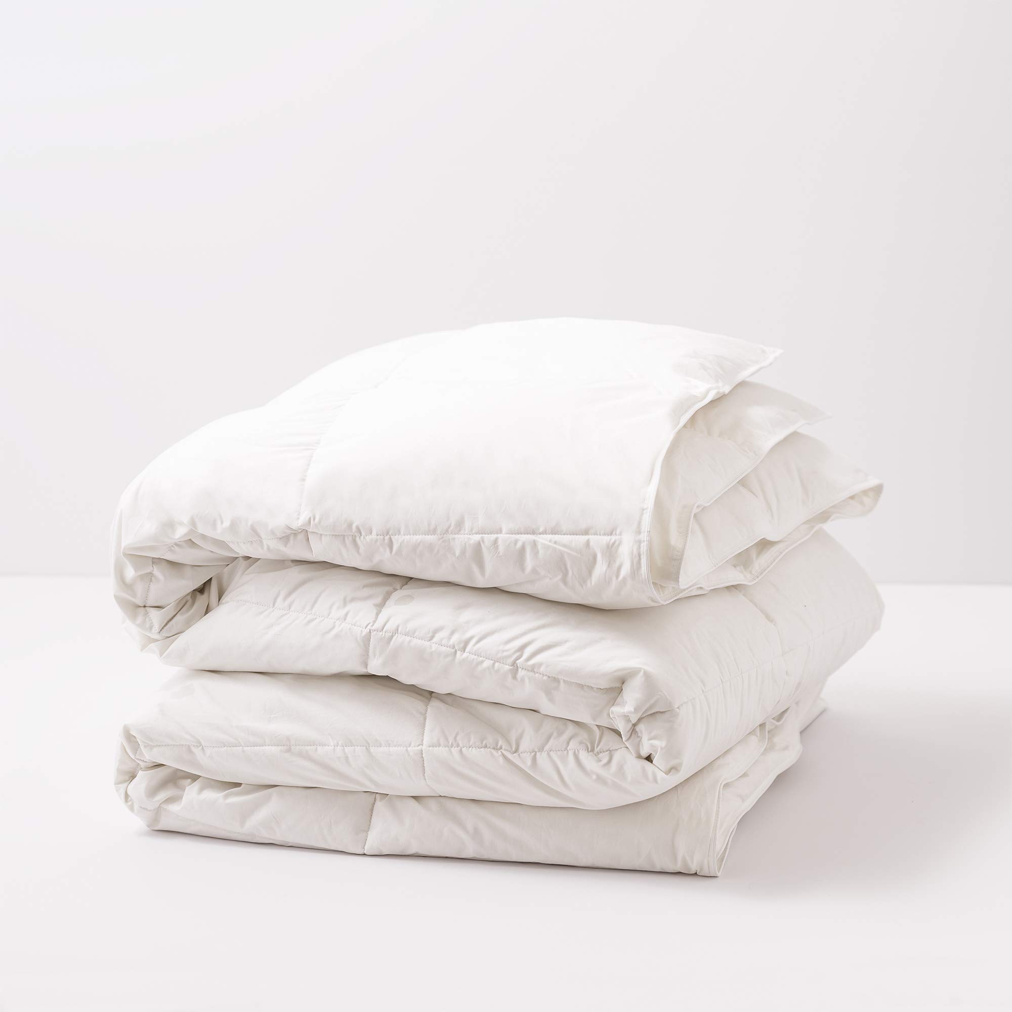 Allied Essentials Cotton Twill Down Comforter - Queen Size White Bedding for Winter Warmth & Luxury Comfort - Perfect for Master Bedrooms, Guest Rooms & Cozy Nights