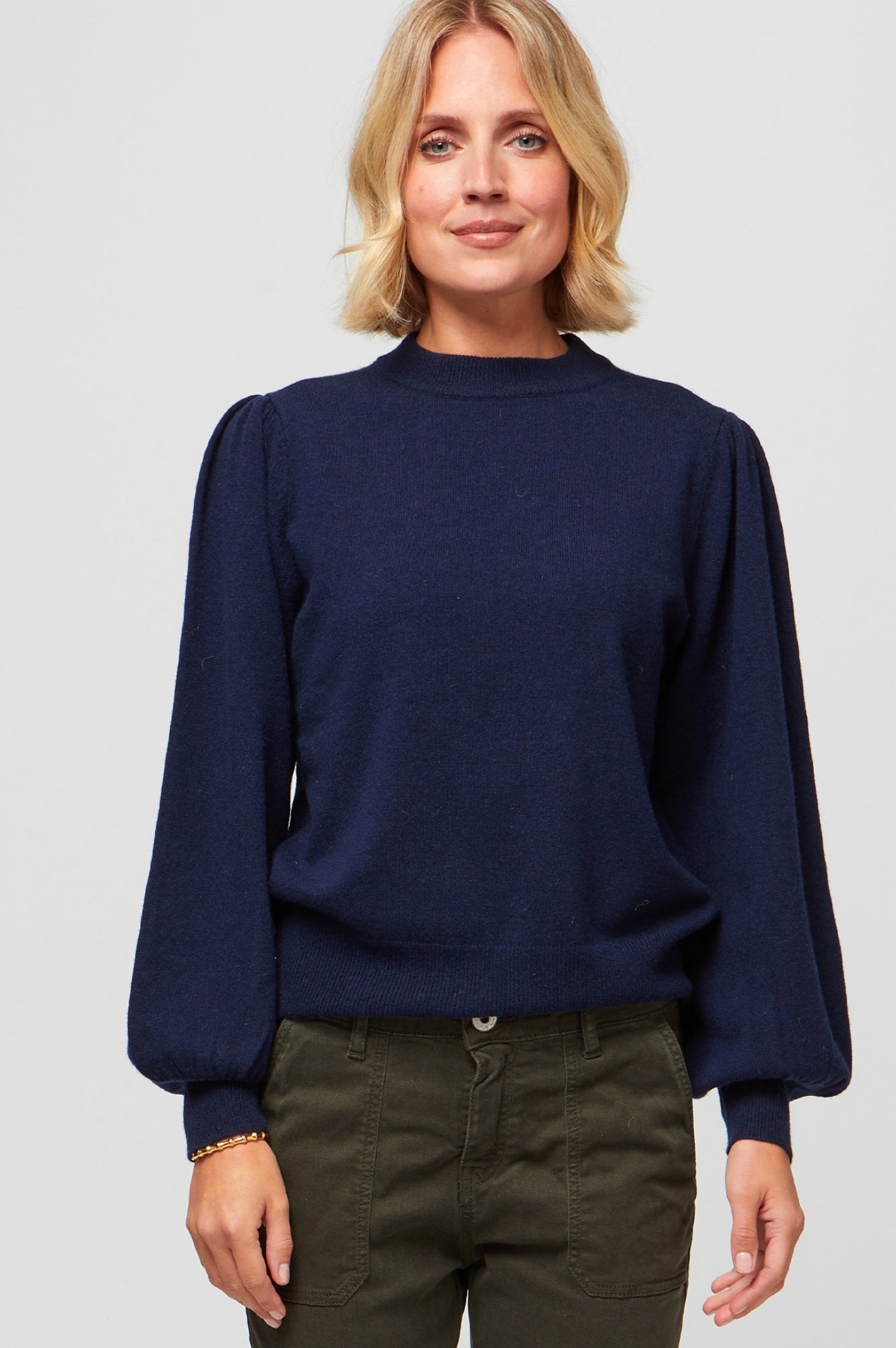 Premium Merino Wool Cashmere Blend Crew Neck Sweater for Men & Women | Soft & Warm Winter Pullover | Navy Blue | Perfect for Casual Wear, Office & Outdoor Activities