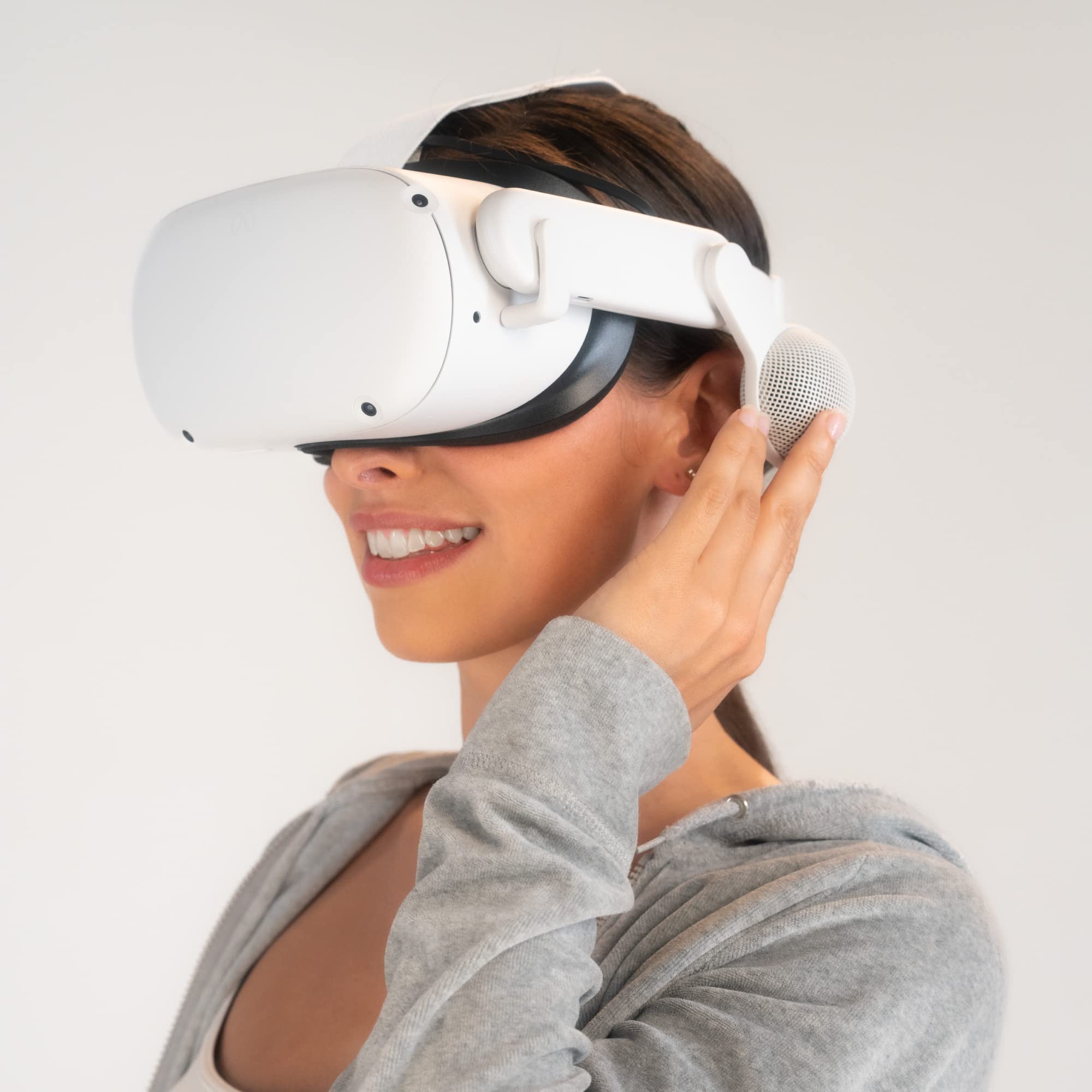 Logitech Chorus VR Off-Ear Headset for Meta Quest 2 - Lightweight Gaming & VR Fitness Headphones with Open Air Immersive Audio, Flip-to-Mute & USB-C Passthrough (White) - Perfect for Beat Saber, Supernatural VR & Immersive Gaming Experiences