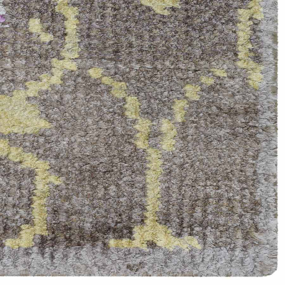 Hand Knotted Hypnotic Design Area Rug - Boho Chic Home Decor for Living Room, Bedroom & Office