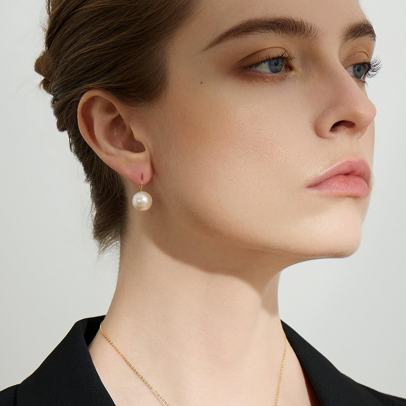 18K Gold Edison Pearl Earrings for Women - Classic Elegant Pearl Stud Earrings | Perfect for Weddings, Parties & Special Occasions