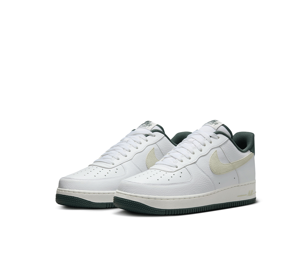 Nike Air Force 1 '07 LV8 COB Men's Basketball Shoes - Classic White Sneakers for Casual Wear & Street Style