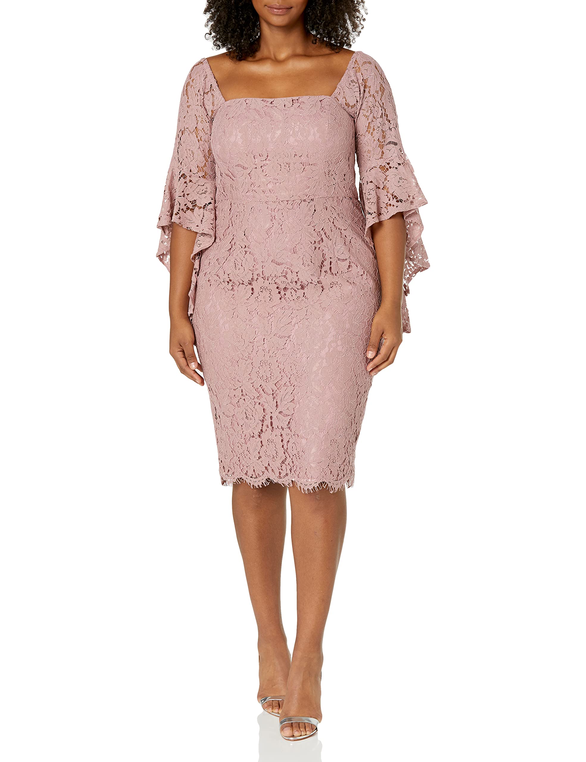 Plus Size Lace Amour FF Women's Dress - Elegant Floral Lace Design for Special Occasions & Evening Events