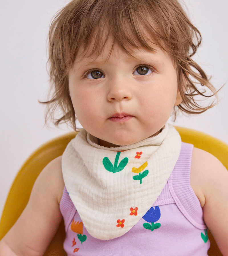 Bobo Choses Floral Print Bib for Baby Girls & Boys - Soft Cotton Adjustable Drool Bib for Toddlers - Perfect for Garden Parties, Playdates & Everyday Use