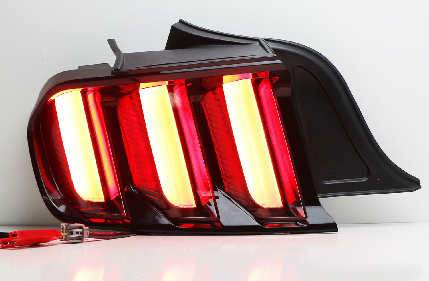 15-20 Ford Mustang Full LED Taillight Lamps with Dynamic Sequential Turn Signals - Upgrade Your Ride with Stylish Nighttime Visibility & Safety