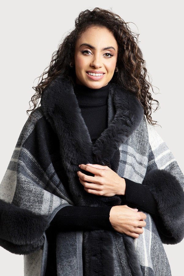 Soft Faux Fur Kimono Robe with Plaid Pattern - Cozy Loungewear for Women, Perfect for Home Relaxation and Spa Days