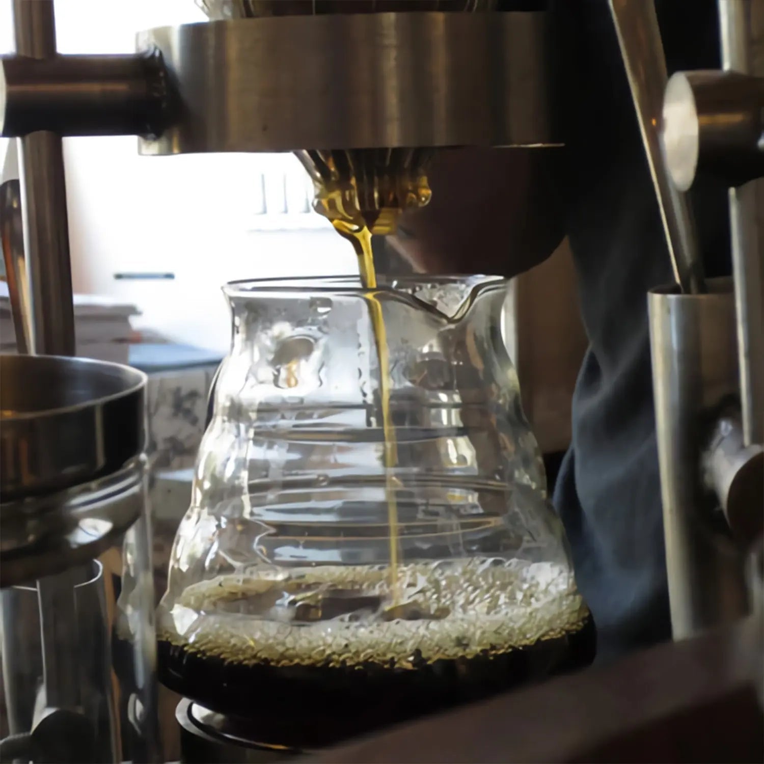 Hario V60 Heat Resistant Glass Coffee Server - Clear Dripper Carafe for Pour Over Coffee Brewing - Perfect for Home Baristas & Specialty Coffee Lovers