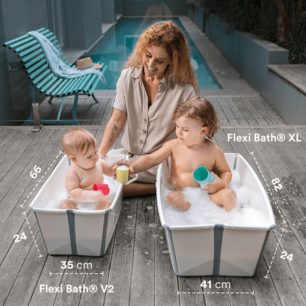 Stokke Flexi Bath Baby Bathtub with Heat Sensitive Plug & Newborn Insert - Foldable Infant Tub for Safe Bathing at Home or Travel