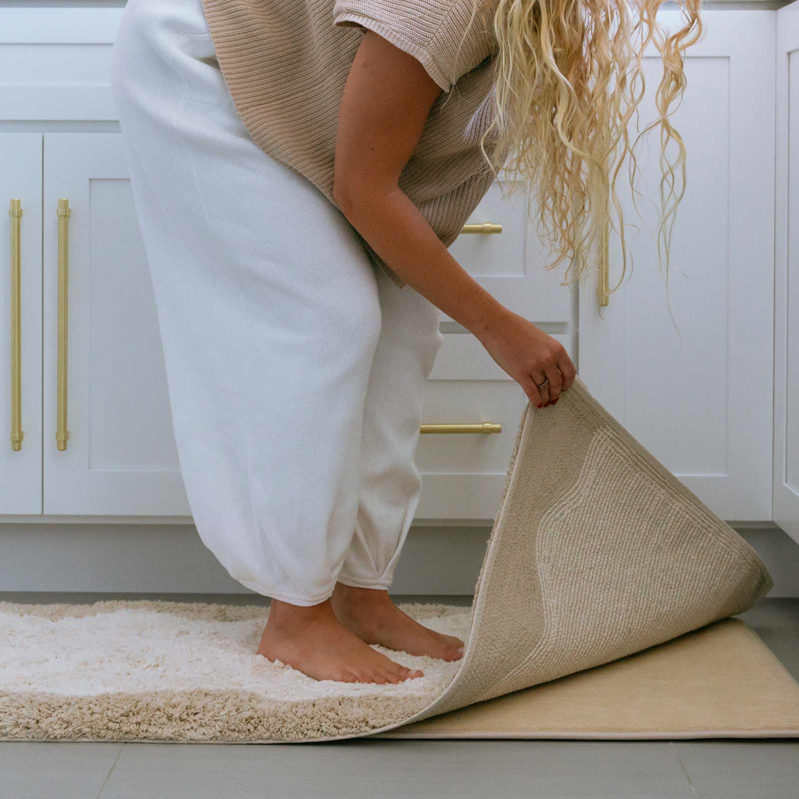 Premium Soft Bath Mat - Non-Slip Absorbent Bathroom Rug - Harper Collection | Perfect for Bathroom, Shower & Spa Relaxation