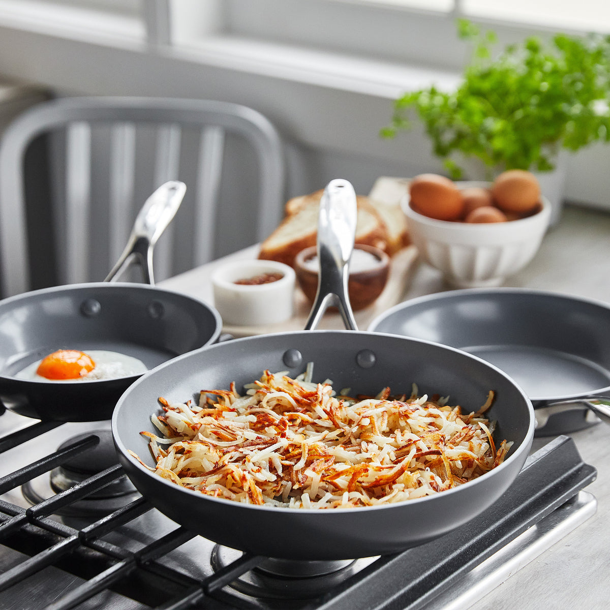 Valencia Pro Ceramic Nonstick 19-Piece Cookware Set - Durable & Healthy Cooking Pots and Pans for Frying, Boiling, Baking - Perfect for Home Kitchen, Restaurant & Camping Use