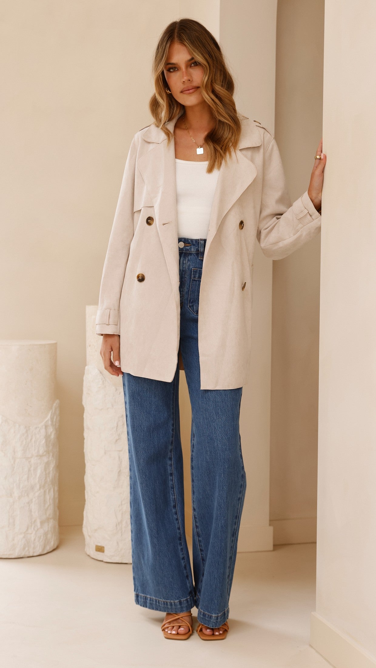Jaya Coat - Natural Women's Winter Jacket for Outdoor Activities & Casual Wear | Warm & Stylish Outerwear for Cold Weather