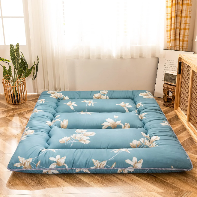 MAXYOYO Floor Mattress - Foldable Futon Mattress for Easy Storage, Floral Printed Rustic Style - Perfect for Guest Beds, Camping & Small Space Living