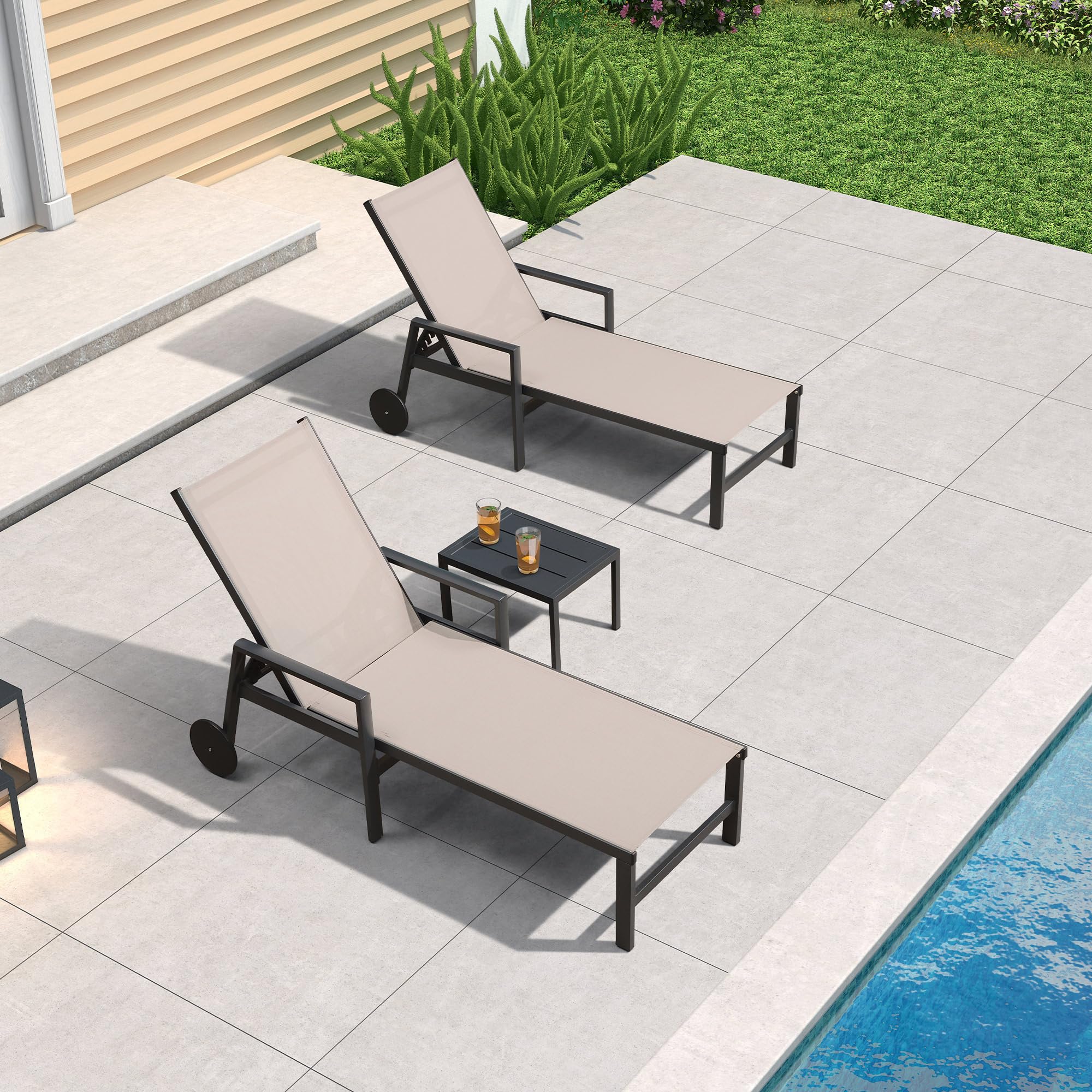PURPLE LEAF 2-Piece Aluminum Outdoor Chaise Lounge Set with Wheels & Armrests - Beige Patio Recliner Chairs for Poolside, Backyard, Beach Relaxation | Durable Weather-Resistant Pool Lounge Furniture