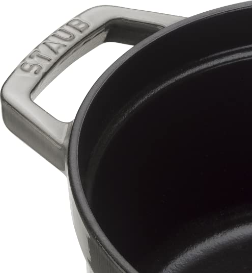 Staub 1003926 6.7L Round Cast Iron Dutch Oven Cocotte Roaster - 28cm Graphite Grey for Baking, Braising & Slow Cooking - Perfect for Soups, Stews & Casseroles