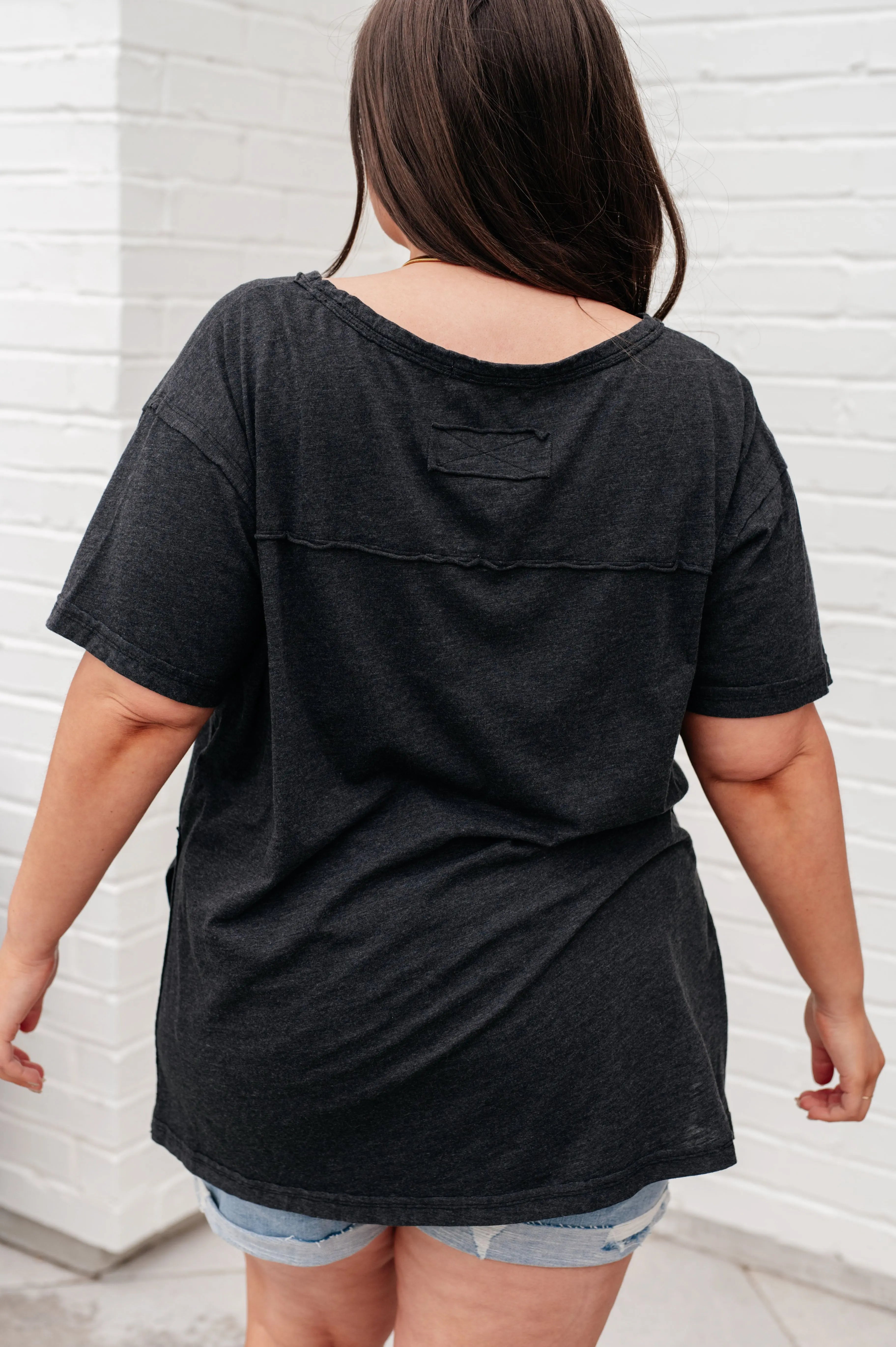 Relaxed Fit Black T-Shirt for Men & Women - Soft Cotton Comfort Tee - Perfect for Casual Wear, Lounging & Everyday Outfits
