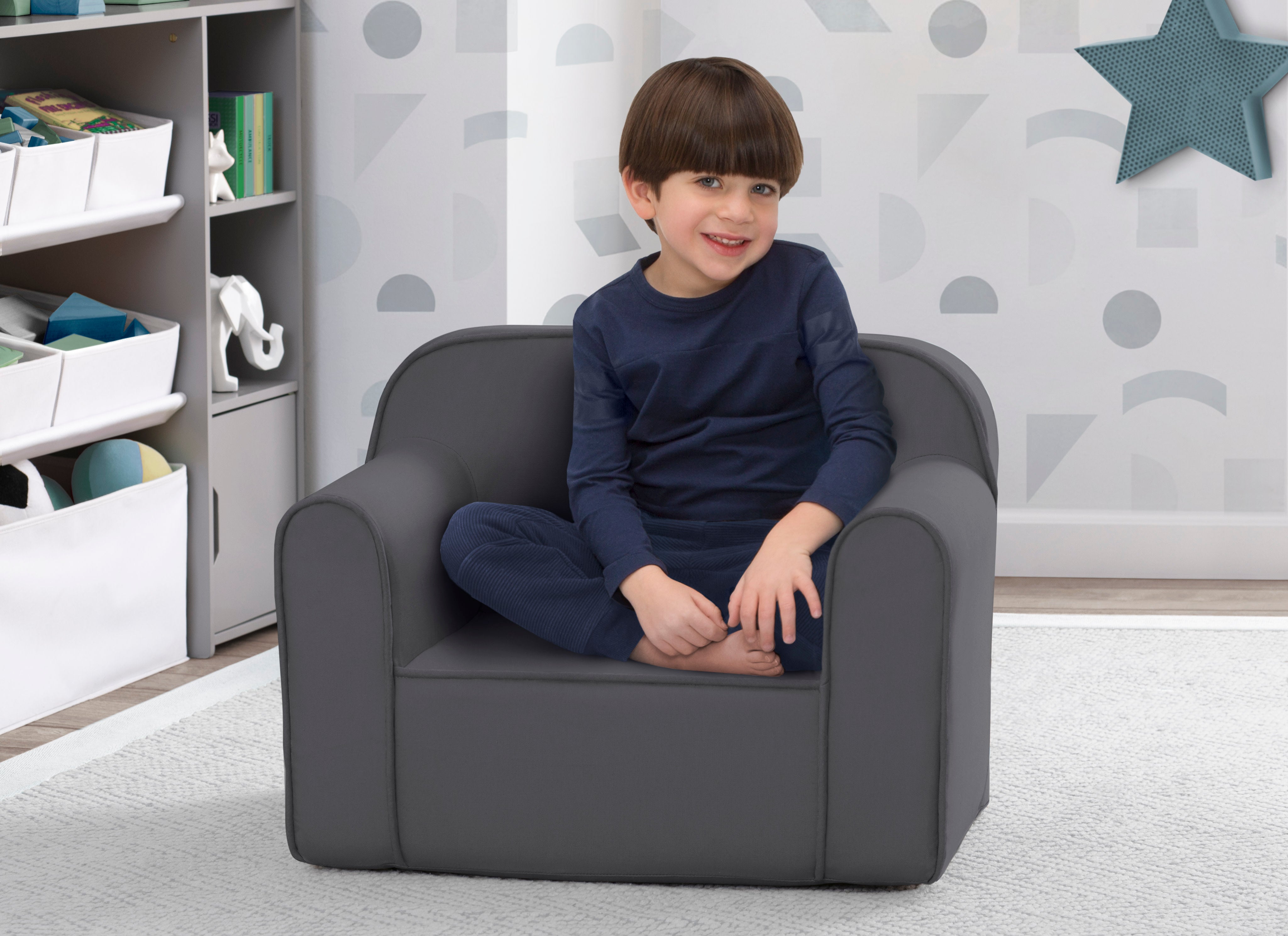 Cozy Kids Chair - Ergonomic & Comfortable Children's Chair for Reading, Gaming & Relaxation - Perfect for Bedrooms, Playrooms & Daycare Centers